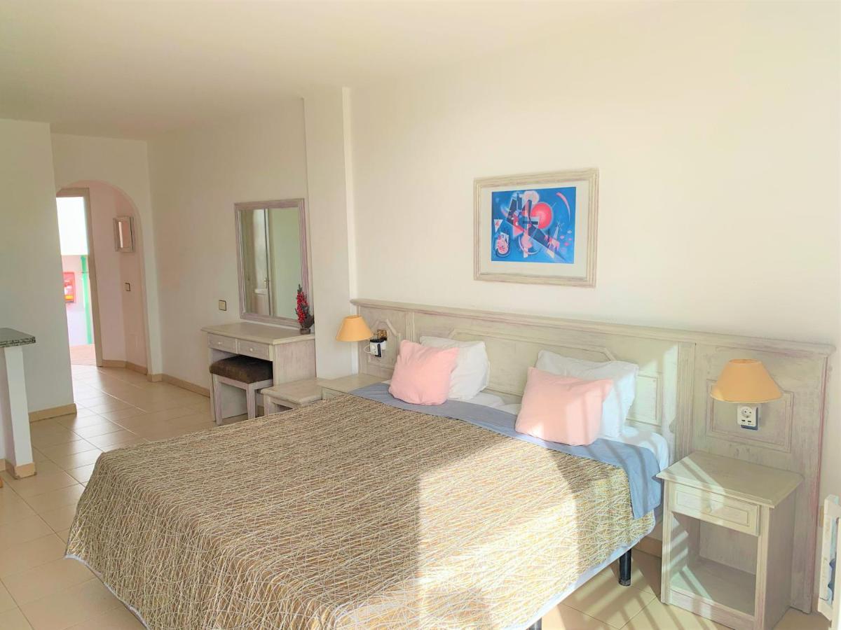 Ocean Breeze And Seaview Resort Costa Adeje  Eksteriør billede