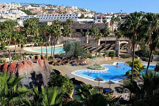 Ocean Breeze And Seaview Resort Costa Adeje  Eksteriør billede